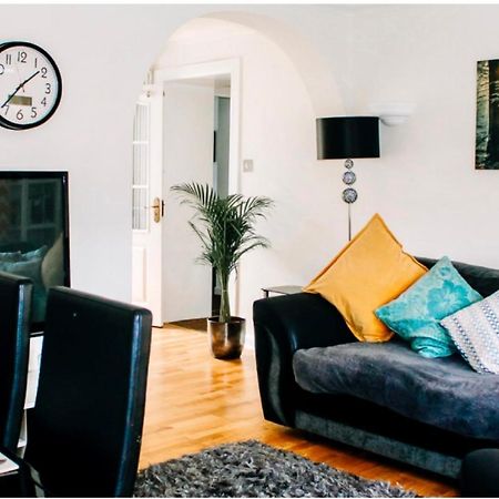 Home To Home Stay Apartment Γλασκώβη Εξωτερικό φωτογραφία